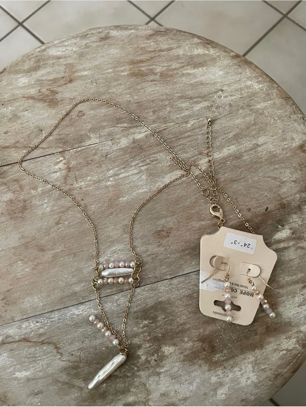 Pearl necklace
